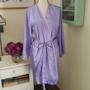 Morgan Taylor Satin Robe